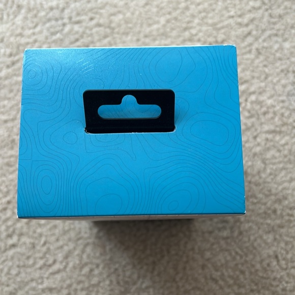 Braven Brv-360 Waterproof Portable Speaker - Picture 4 of 5